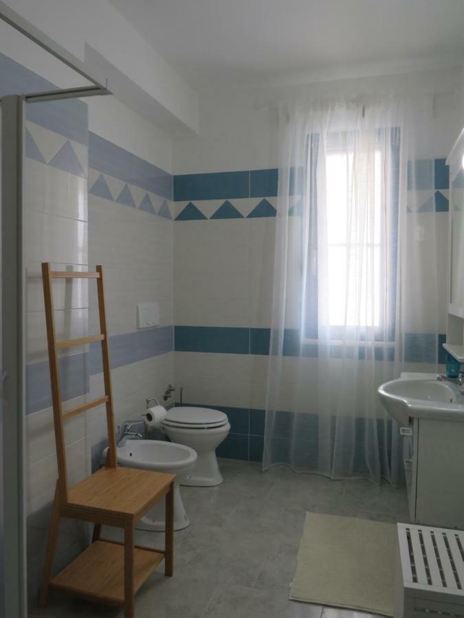 Casa Vacanza Afe A Pochi Passi Dal Mare Mattinata Kültér fotó